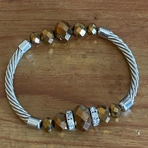 Beaded bracelet